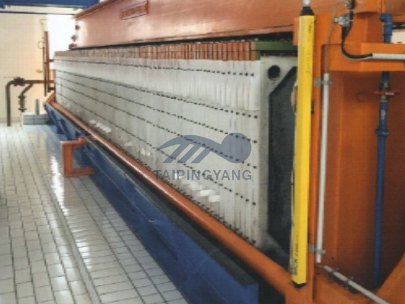 Horizontal Press Cloth